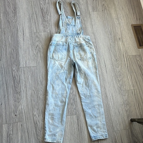 Forever 21 Light Washed Denim Overalls Size 26 - Picture 5 of 9